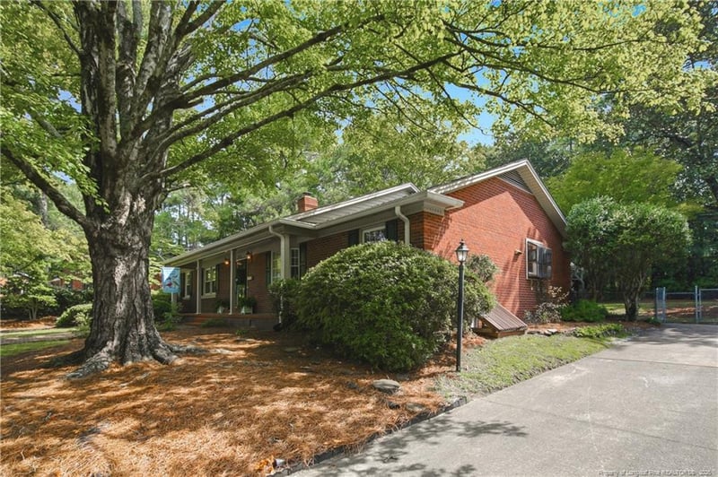 2616 Westchester Dr, Fayetteville, NC 28303