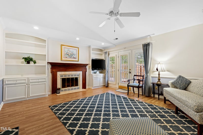 2617 Cottage Cir, Raleigh, NC 27613