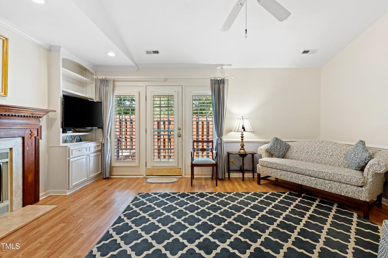 2617 Cottage Cir, Raleigh, NC 27613
