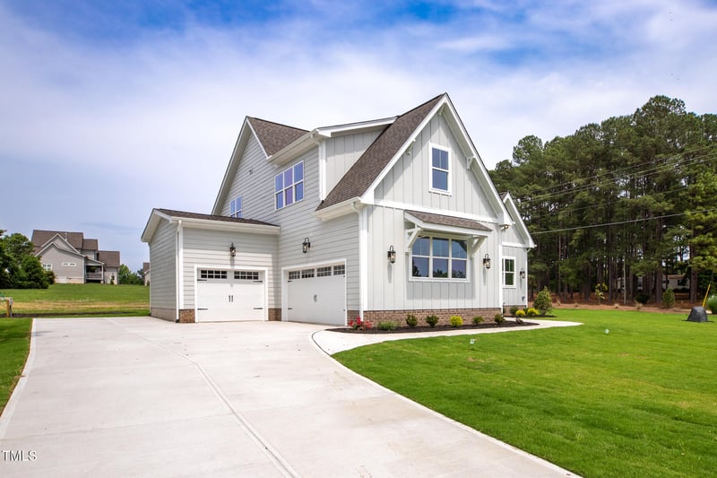 2617 Packhouse Rd, Zebulon, NC 27597