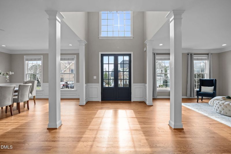 2617 Peachleaf St, Raleigh, NC 27614