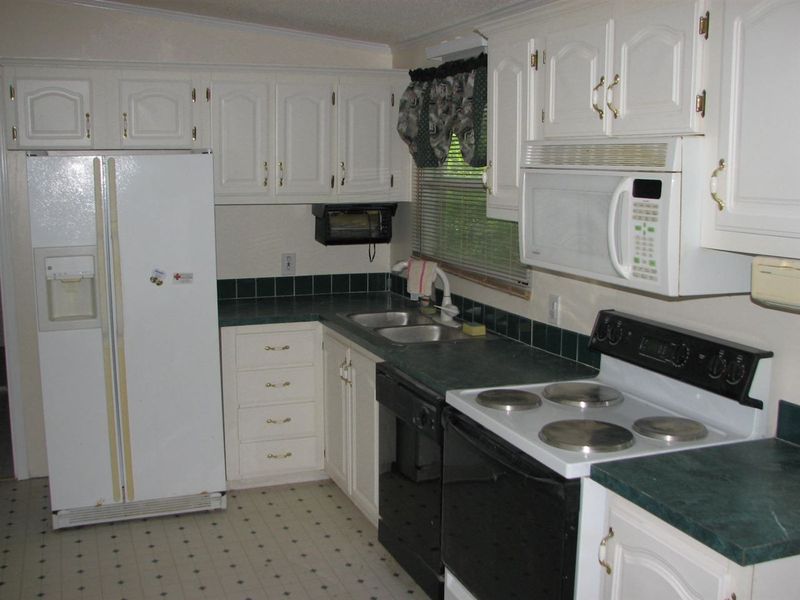 2617 Royal Oak Dr, Franklinton, NC 27525