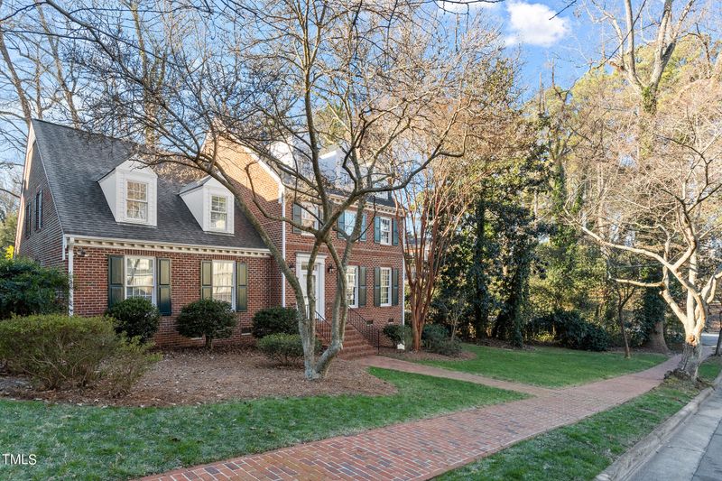 2617 Tatton Dr, Raleigh, NC 27608