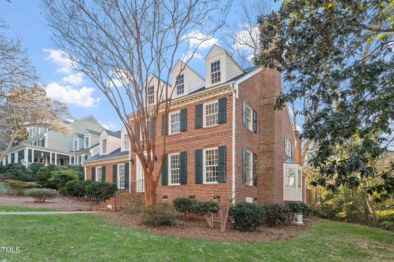 2617 Tatton Dr, Raleigh, NC 27608