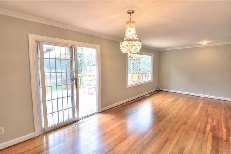 2618 Albemarle Dr, Raleigh, NC 27610