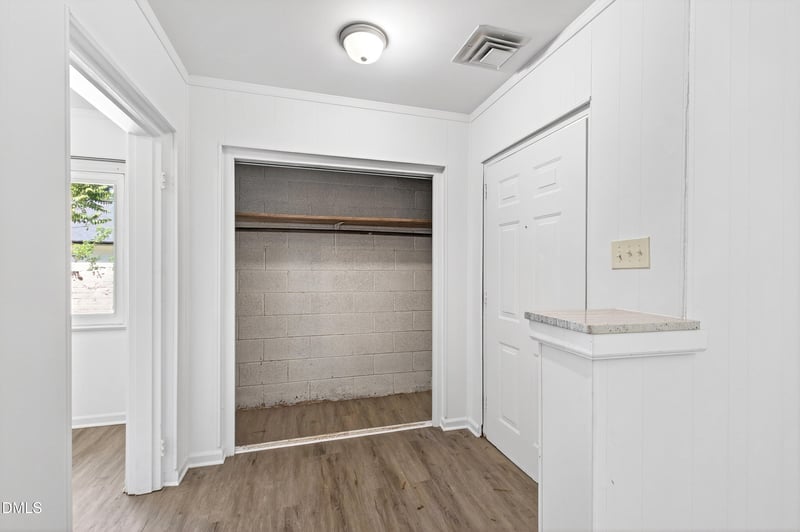 2618 Bedford Ave, Raleigh, NC 27607