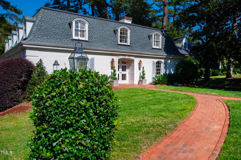2618 Churchill Rd, Raleigh, NC 27608