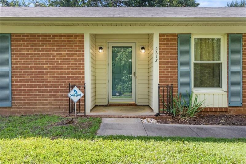 2618 Hyde St, Burlington, NC 27217