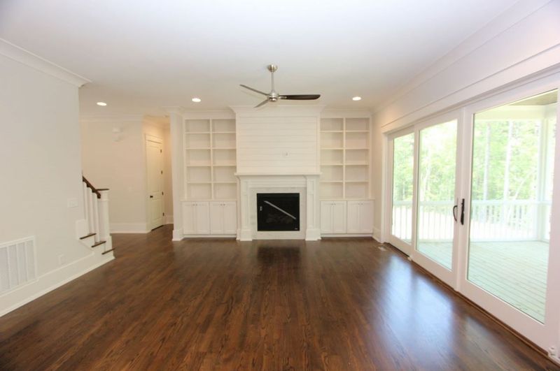 2619 Beaver Ridge Dr, New Hill, NC 27562