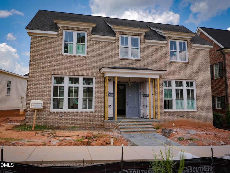 2619 Marchmont St, Raleigh, NC 27608