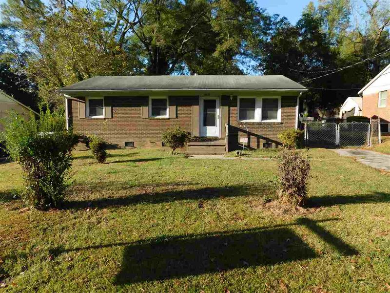 2619 Owen St, Durham, NC 27703