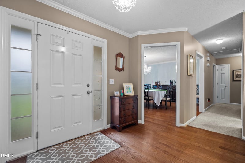 262 Clayton Pointe Dr, Clayton, NC 27520
