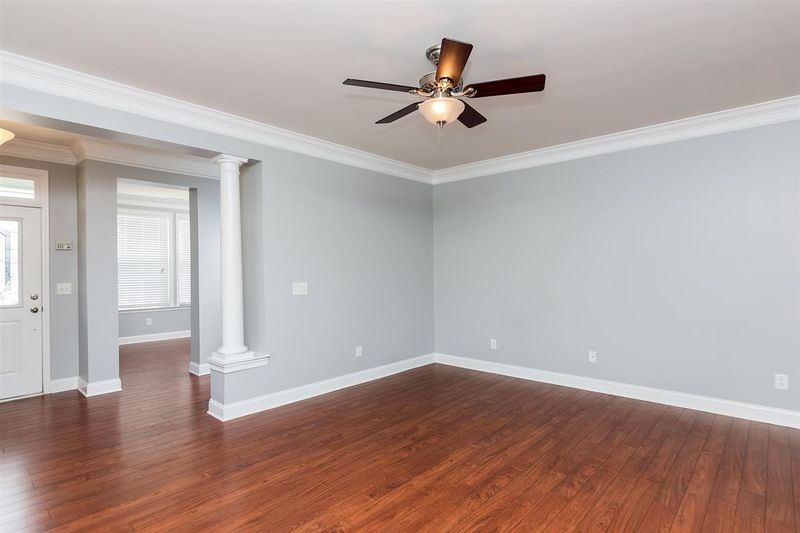 262 Duck Mill Cir, Cary, NC 27519