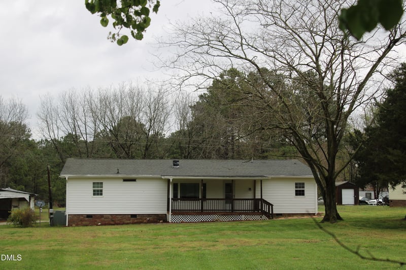 262 Heath Rd, Four Oaks, NC 27524