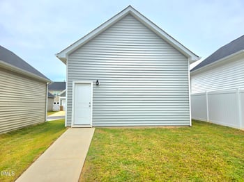 262 Pansy Pk, Clayton, NC 27520