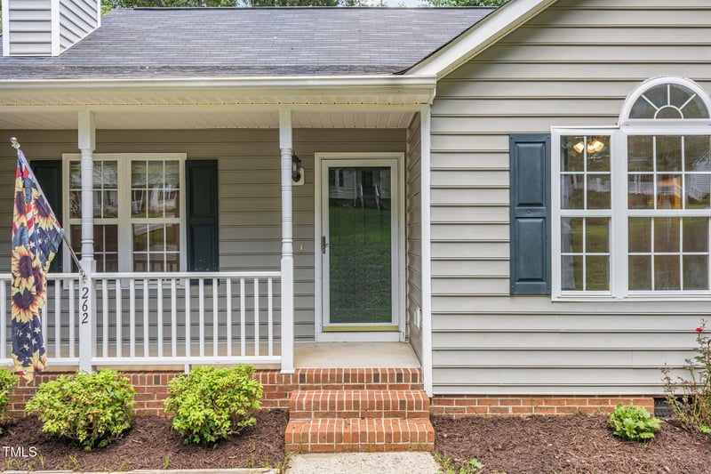 262 Tillamook Dr, Wake Forest, NC 27587