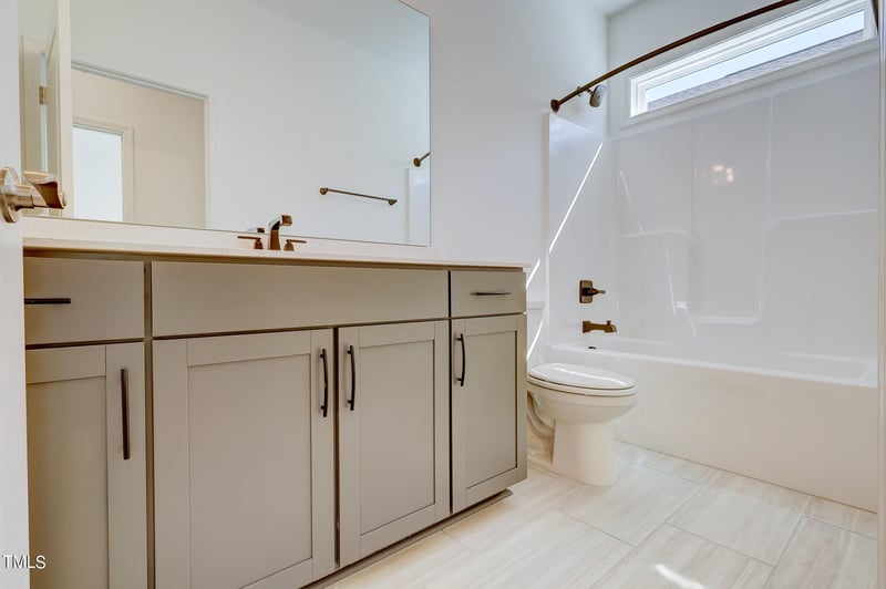 262 Village Walk Dr, Clayton, NC 27527