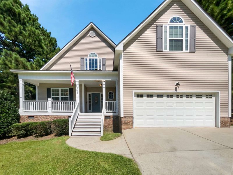 262 Winston Pointe Dr, Clayton, NC 27520