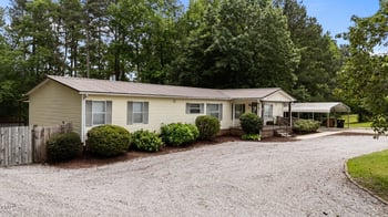 2620 Hicksboro Rd, Henderson, NC 27537