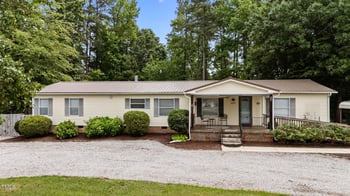 2620 Hicksboro Rd, Henderson, NC 27537