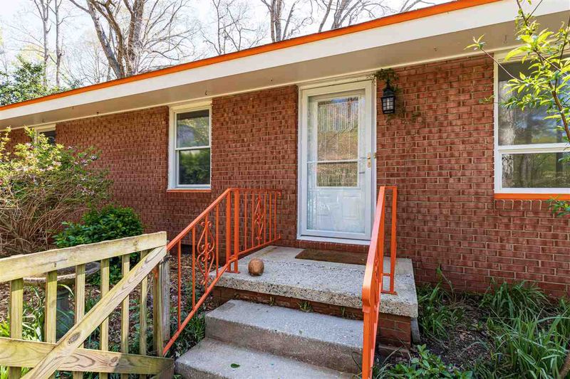 2620 Patrick Rd, Raleigh, NC 27604