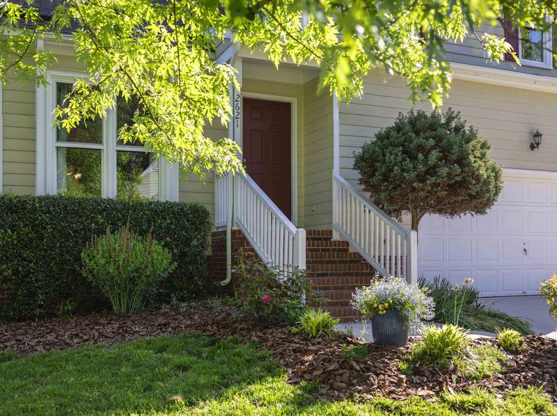 2621 Crofton Springs Dr, Raleigh, NC 27615