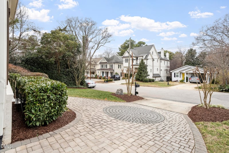 2621 Davis St, Raleigh, NC 27608