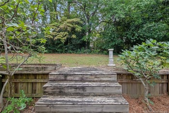 2621 Elmhurst Dr, Fayetteville, NC 28304