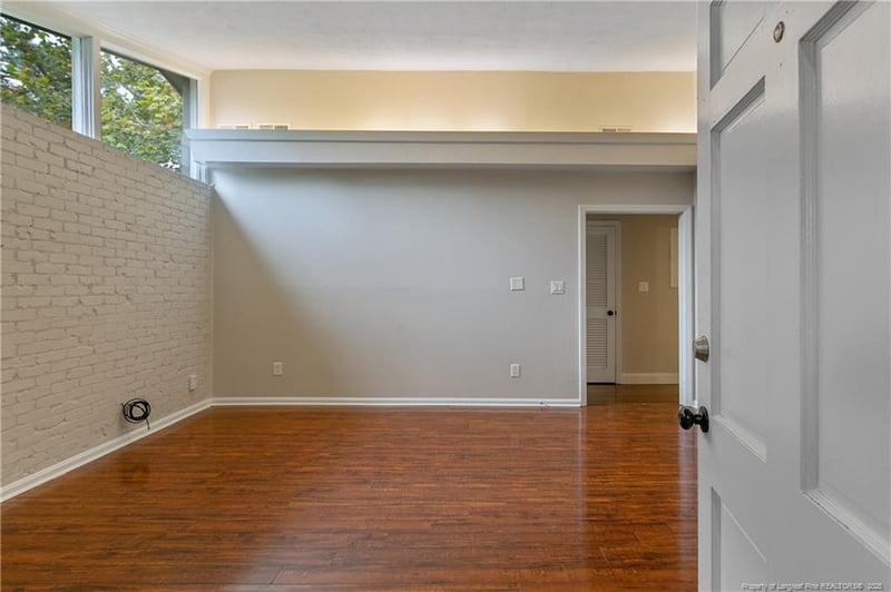 2621 Elmhurst Dr, Fayetteville, NC 28304