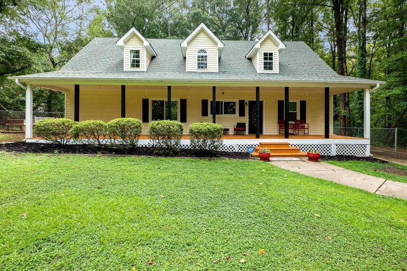 2621 Holiday Ave, Zebulon, NC 27597