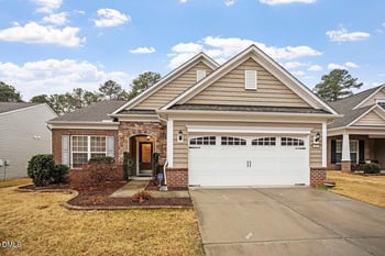 2621 Kilmartin Dr, Fuquay Varina, NC 27526