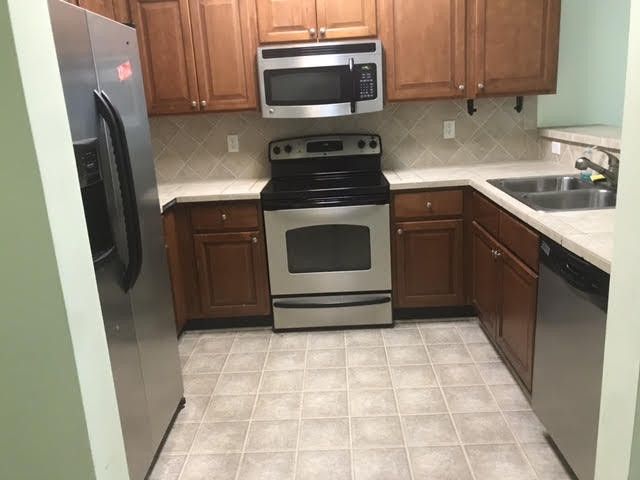 2621 Oldgate Dr #302, Raleigh, NC 27604
