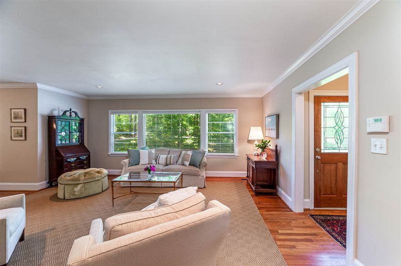 2621 University Dr, Durham, NC 27707