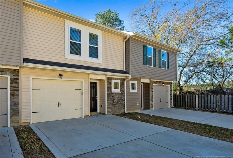 2622 Middle Branch Bend, Fayetteville, NC 28304
