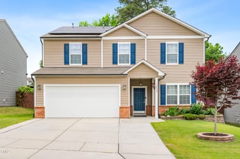 2622 Perthshire Ln, Fuquay Varina, NC 27526