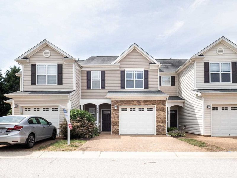 2623 Asher View Ct, Raleigh, NC 27606