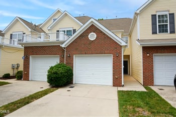 2623 Forest Shadows Ln, Raleigh, NC 27614