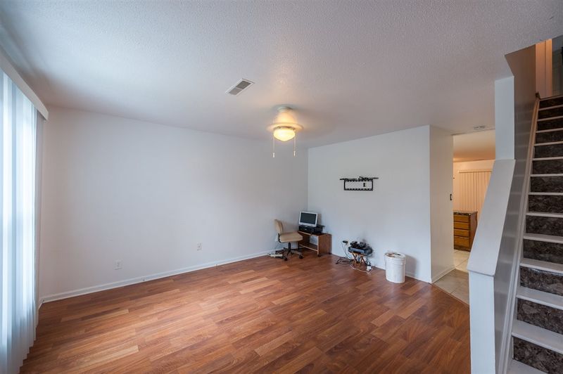 2623 Hitchcock Dr, Durham, NC 27705