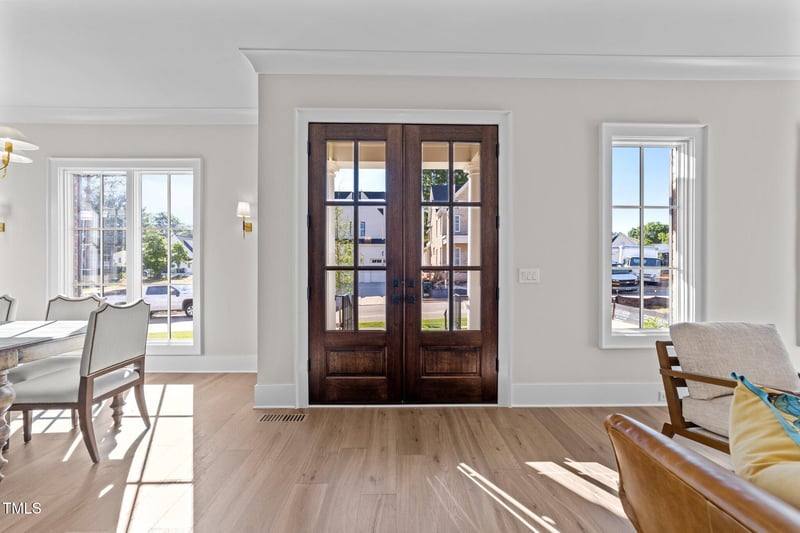 2623 Marchmont St, Raleigh, NC 27608