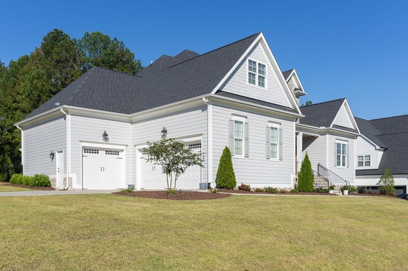 2624 Beaver Ridge Dr, New Hill, NC 27562