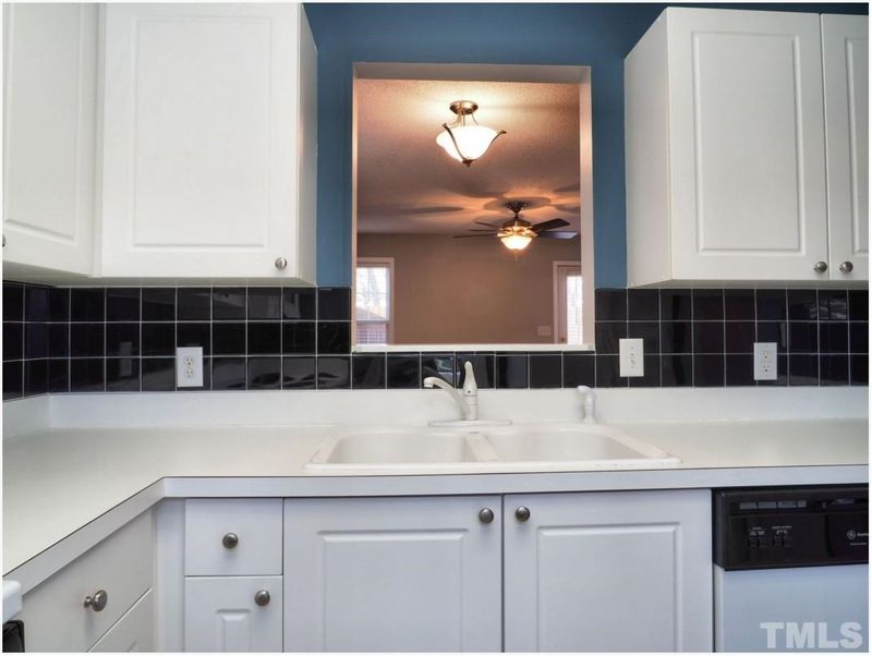 2624 Blackwolf Rn, Raleigh, NC 27604