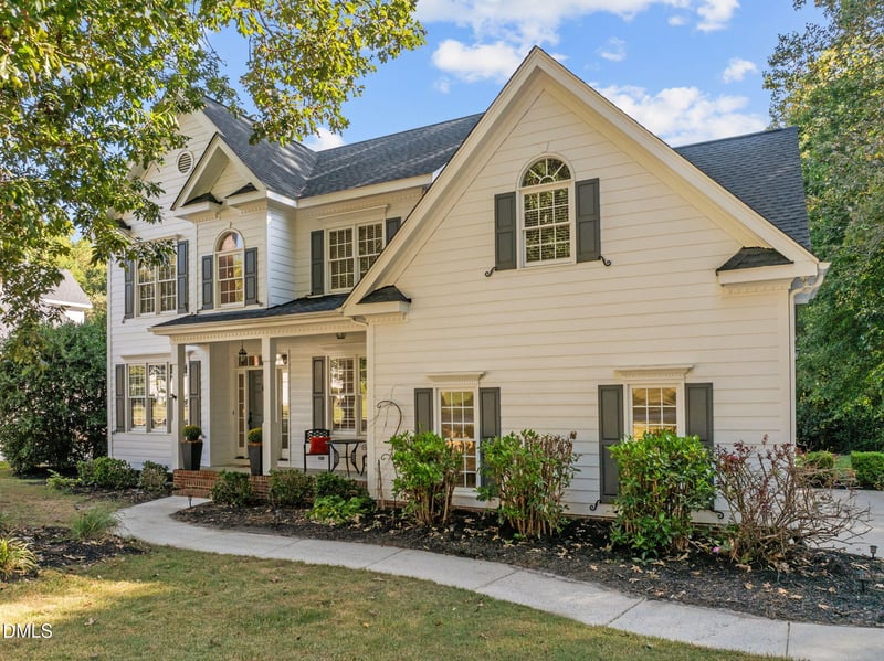 2624 Forestbluff Dr, Fuquay Varina, NC 27526