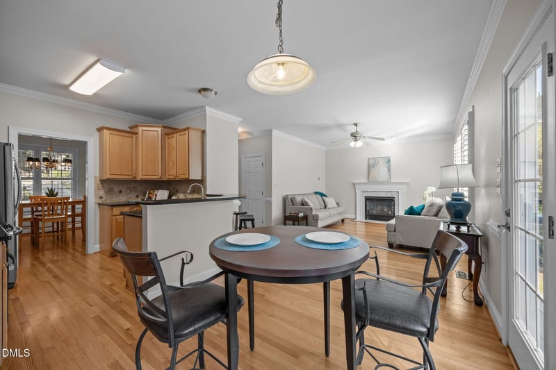 2624 Forestbluff Dr, Fuquay Varina, NC 27526