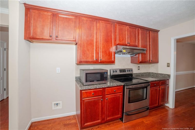 2624 Franciscan Dr, Fayetteville, NC 28306