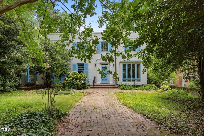 2625 Dover Rd, Raleigh, NC 27608