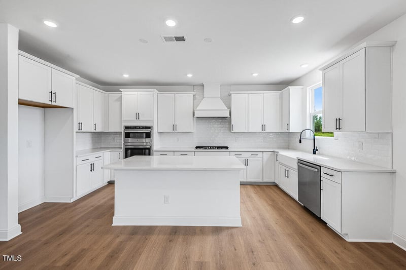 2625 Stonington Dr, Cary, NC 27523