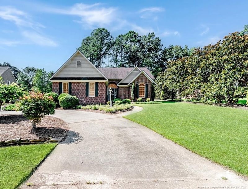 2625 Windsor Pl, Sanford, NC 27330
