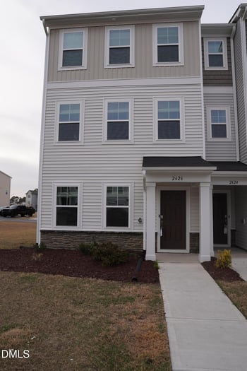 2626 Chert Ln, Raleigh, NC 27610