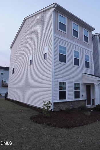 2626 Chert Ln, Raleigh, NC 27610