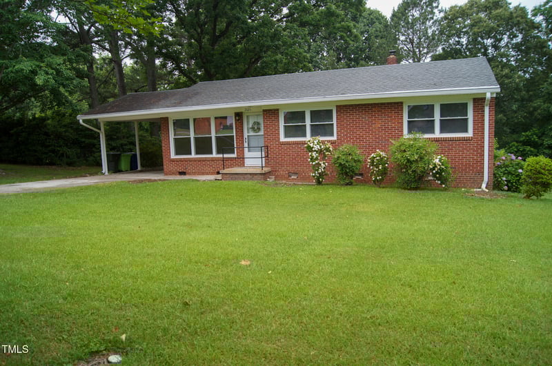 2626 Crestline Ave, Raleigh, NC 27603